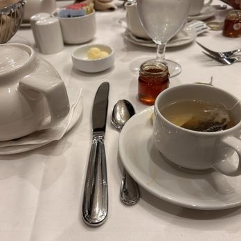 Parker's Restaurant - Hot Tea - New American Near Me - Boston, Massachusetts