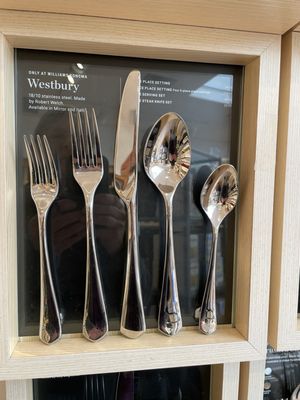 Williams-Sonoma by null