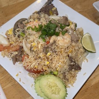 Palms Thai Restaurant - Combination fried rice - Seafood Near Me - Los Angeles, California Palms Thai Restaurant - Combination fried rice - Seafood Near Me - Los Angeles, California