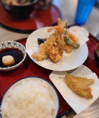 Tendon Tempura Carlos Jr by null