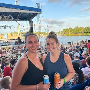 SeaWorld Orlando - Walker Hayes! 29.03.2025 - Amusement Parks Near Me - Orlando, Florida