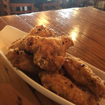 Common Theory - Super crunch and steaming hot chicken wings! - Gastropubs Near Me - San Diego, California