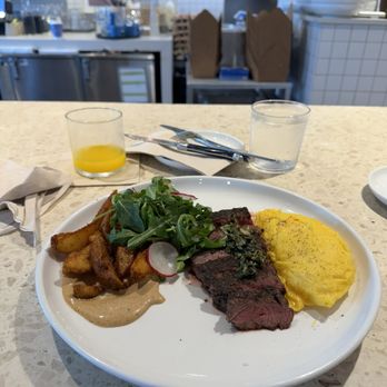 Paperboy East - Steak eggs potatoes - Coffee & Tea Near Me - Austin, Texas