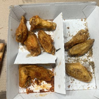 Buffalo Wild Wings - Desert Heat (Dry Seasoning) Lemon Pepper (Dry Seasoning) Chipotle BBQ (Dry Seasoning) - Sports Bars Near Me - Oklahoma City, Oklahoma
