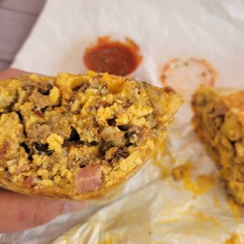 Beachin’ Biscuits - Tsunami burrito - Breakfast & Brunch Near Me - Pismo Beach, California Beachin’ Biscuits - Tsunami burrito - Breakfast & Brunch Near Me - Pismo Beach, California