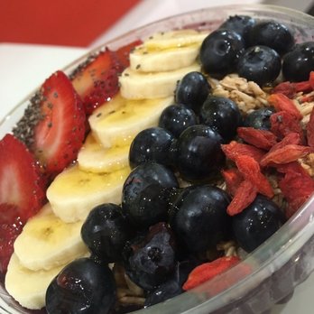 Kiwi Spoon - Food- Acai Bowl w/ strawberries, bananas, blueberries, goji berries, chia seeds, and granola - Ice Cream & Frozen Yogurt Near Me - Rocky Hill, Connecticut Kiwi Spoon - Food- Acai Bowl w/ strawberries, bananas, blueberries, goji berries, chia seeds, and granola - Ice Cream & Frozen Yogurt Near Me - Rocky Hill, Connecticut