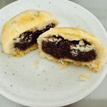 O I De Kitchen - Azuki Manju - Japanese Near Me - Honolulu, Hawaii
