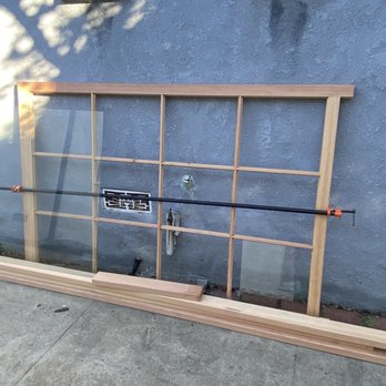 American Window Restoration - Center of bay window - Windows Installation Near Me - Long Beach, California American Window Restoration - Center of bay window - Windows Installation Near Me - Long Beach, California