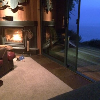 Post Ranch Inn - In bed - Hotels Near Me - Big Sur, California Post Ranch Inn - In bed - Hotels Near Me - Big Sur, California