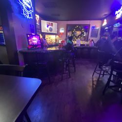 Uptown Pub