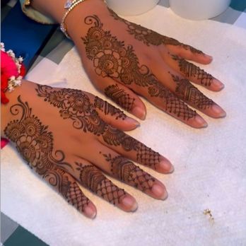Ayesha Henna Arts - Henna Artists Near Me - Elkhorn, Nebraska