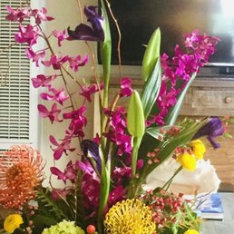 Mother's Day flowers I ordered from Lilylu (Annie). Mother's Day flowers I ordered from Lilylu (Annie).