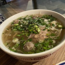 Saigon Bistro - Beef combo pho
