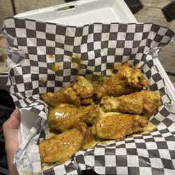 Tasty Bistro - Secret Saucy Lemon Pepper Wings