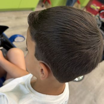 Little Munchkins - Kids Hair Salons Near Me - North Hollywood, California Little Munchkins - Kids Hair Salons Near Me - North Hollywood, California