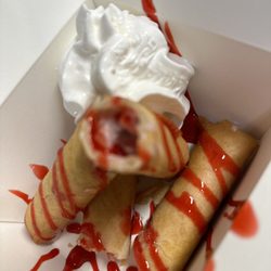 Nanay's Ba-Hi - Strawberry cream cheese lumpia