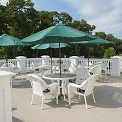 The Saybrook at Haddam - There are many outdoor spaces to enjoy.