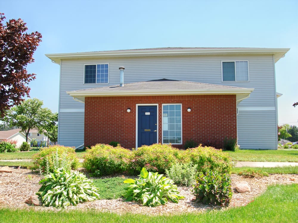 WHISPERING PINES APARTMENTS 2405 Charlotte Ct, Antigo, Wisconsin