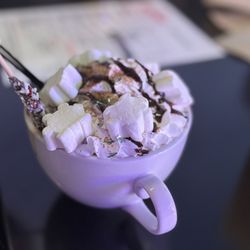 Krumbs Cafe