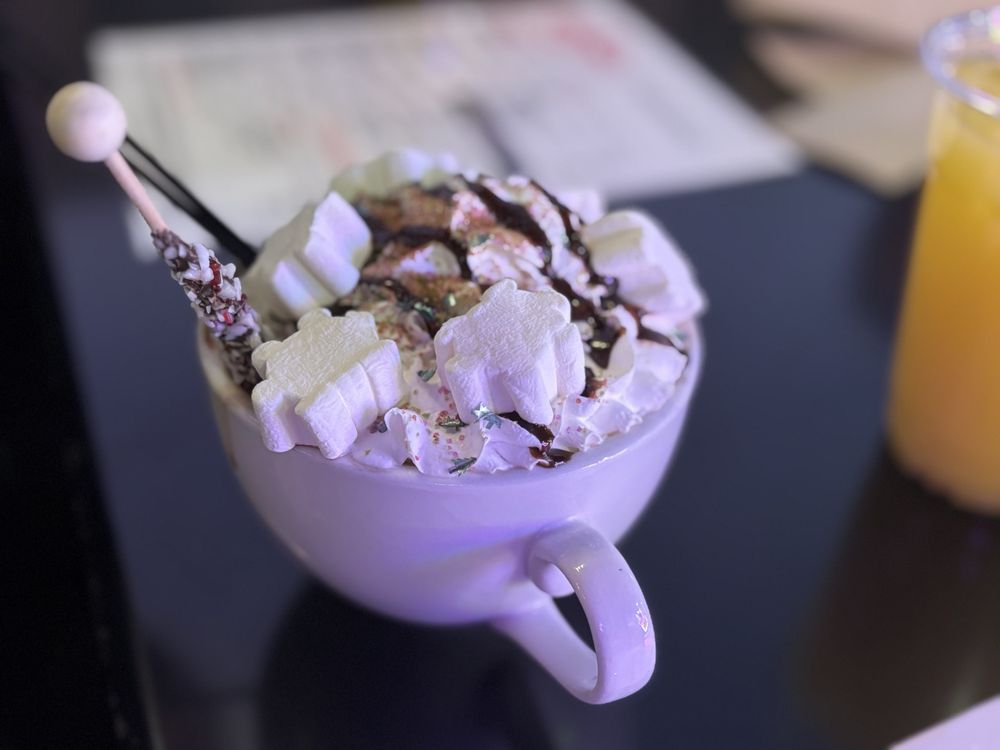 Krumbs Cafe Image