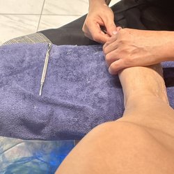Athena Nails & Spa - No use of gloves