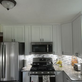Platow Home & Tile - New kitchen cabinets, appliances, backsplash and paint. - Tiling Near Me