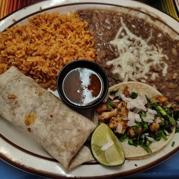 Maria's Mexican Restaurant - Chicken taco and chicken burrito combo plate. - Mexican Near Me - Carson City, Nevada