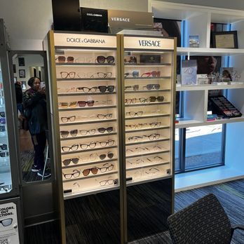 Loden Vision Centers - Gallatin Office - Eyeglass case - Ophthalmologists Near Me - Gallatin, Tennessee