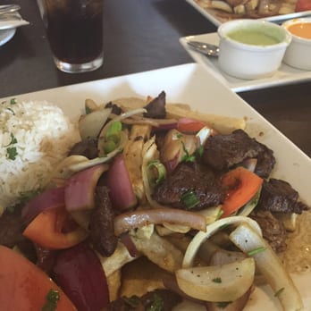 El Rocoto - Lomo saltado. - Peruvian Near Me - Gardena, California