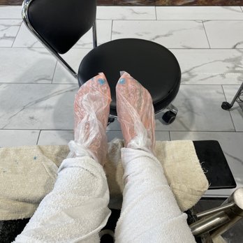 Aqua Nails Spa - Nail Salons Near Me - Clovis, California