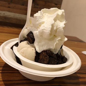 The Parlour - First time having the brownie Sunday, it was ok. - Ice Cream & Frozen Yogurt Near Me - Durham, North Carolina