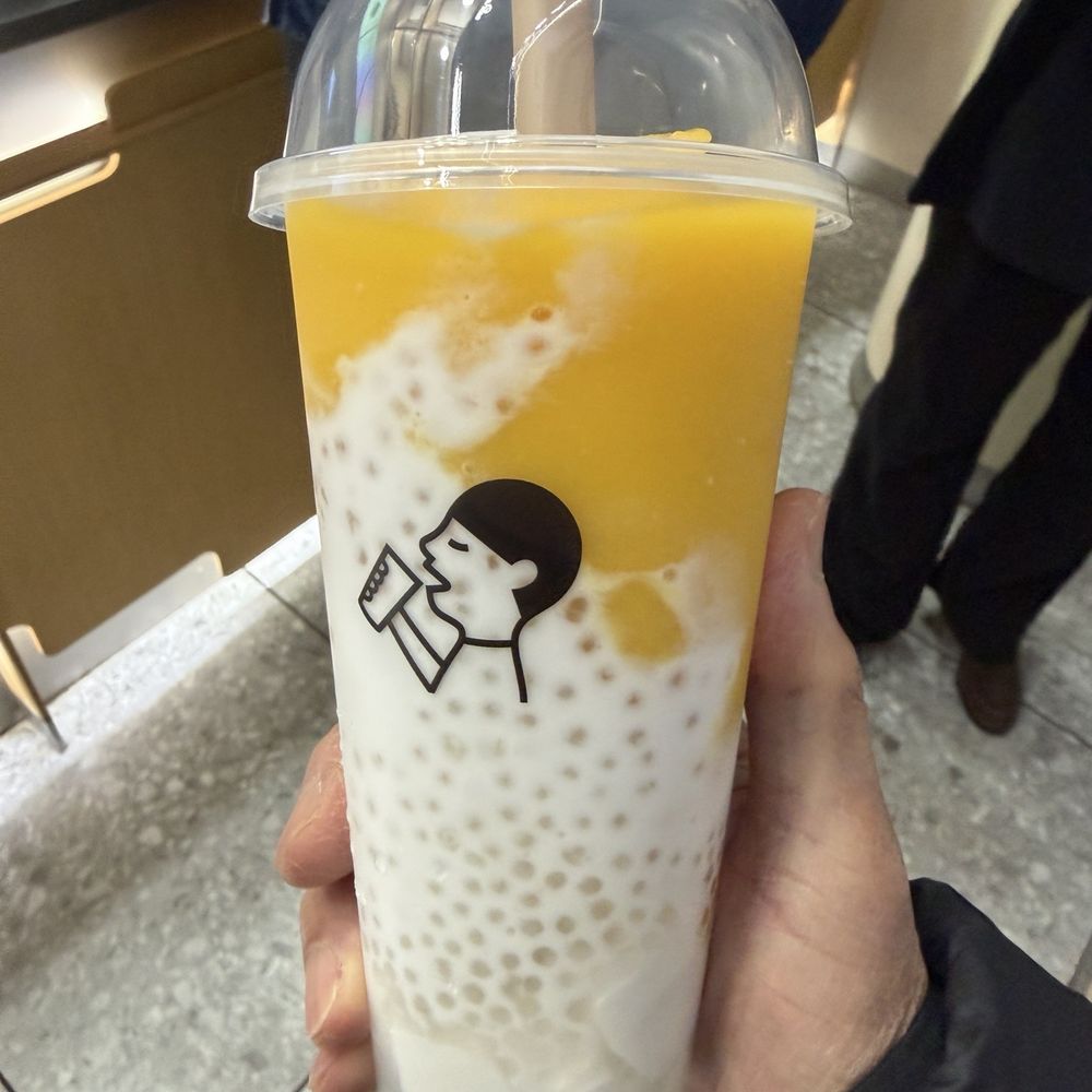 Heytea - Mango slush - Bubble Tea Near Me - Long Island City, New York Heytea - Mango slush - Bubble Tea Near Me - Long Island City, New York