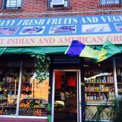 Carl Fresh Fruits And Vegetable - The store front.