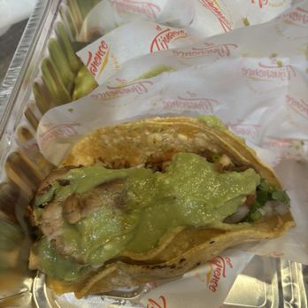 Tacos El Tijuanense - Chicken taco - Mexican Near Me - Sherman Oaks, California Tacos El Tijuanense - Chicken taco - Mexican Near Me - Sherman Oaks, California