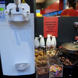 Rax - Frozen yoghurt -kone ja jälkkäripöytä!