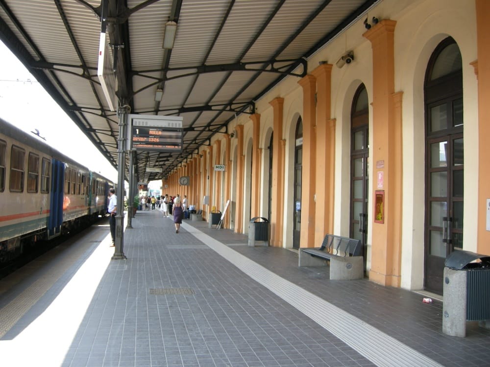 STAZIONE LUCCA Train Stations Piazzale Bettino Ricasoli, Lucca