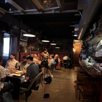 Stanbury - Interior - New American Near Me - Raleigh, North Carolina
