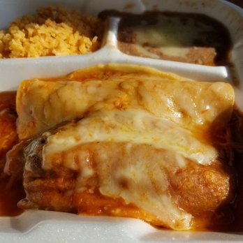 El Gallo Taqueria - Carnitas Enchilada and Chile Rellano- a delicious combination - Mexican Near Me - Petaluma, California