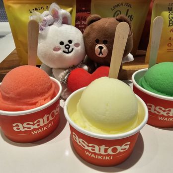 Asato's Waikiki - Strawberry, pineapple, and Green River (lemon-lime) sherbet - Ice Cream & Frozen Yogurt Near Me - Honolulu, Hawaii