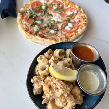 George’s Bistro & Bar - Calamari "Fritto Mixto" & The Queen Pizza - Pizza Near Me - Houston, Texas George’s Bistro & Bar - Calamari "Fritto Mixto" & The Queen Pizza - Pizza Near Me - Houston, Texas