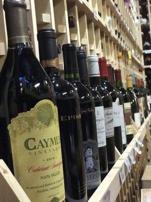 Gulf Liquors by null