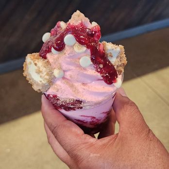 Cow Tipping Creamery - Ice Cream & Frozen Yogurt Near Me - Frisco, Texas Cow Tipping Creamery - Ice Cream & Frozen Yogurt Near Me - Frisco, Texas