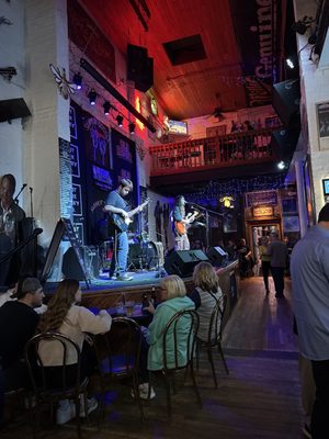 Slippery Noodle Inn by null