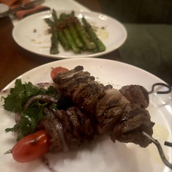 Field-n-Flame Midtown - Filet mignon skewers - New American Near Me - Sacramento, California Field-n-Flame Midtown - Filet mignon skewers - New American Near Me - Sacramento, California