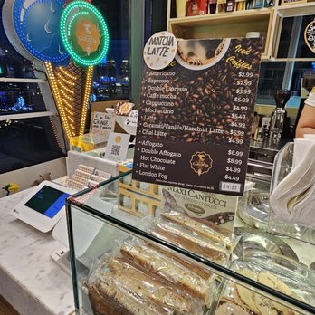 ILGelato Di Carlotta - Desserts Near Me - Niagara Falls, Ontario