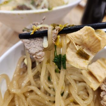 Mom’s Pan Fried Bun - Beef noodles - Chinese Near Me - Markham, Ontario