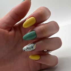 LS Nails - Russian gel manicure.