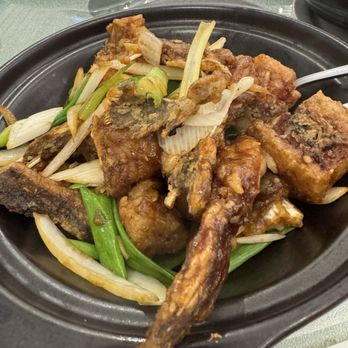 Chef Tony - Crispy and salty. Perfectly blended. Yummy fish dish. Forgot the name. - Dim Sum Near Me - Richmond, British Columbia Chef Tony - Crispy and salty. Perfectly blended. Yummy fish dish. Forgot the name. - Dim Sum Near Me - Richmond, British Columbia