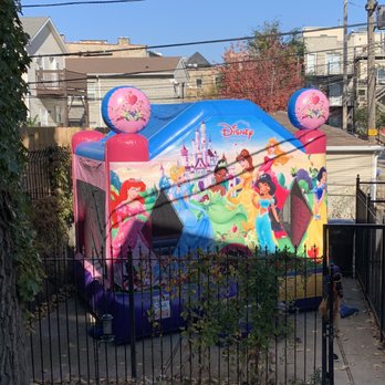 TheJumperStore - Medium Princess Bounce House - Party Supplies Near Me
