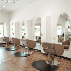 The Hair Lab And Extensions - Salon Service Chairs